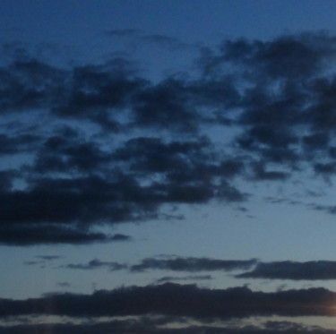 Photographie intitulée "evening clouds" par Tom Schrijver, Œuvre d'art originale, Photographie numérique