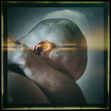 tinnitus Photographie intitulée "tinnitus" par Tato, Œuvre d'art originale, Photographie numérique
