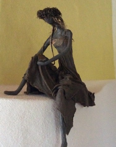 Sculpture intitulée "Leserin" par Tabea Schibler (TaBeArt), Œuvre d'art originale, Fil de fer