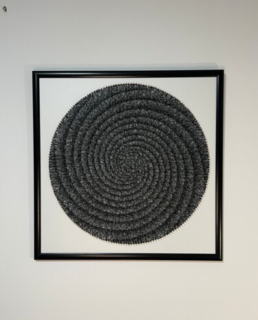 Textile Art με τίτλο "Infinite Loop" από Tabloucufire, Αυθεντικά έργα τέχνης, String Art Τοποθετήθηκε στο Ξύλινο φορείο σκελ…