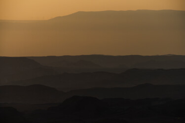 Fotografie getiteld "Sunrise over Ramon…" door Tal Paz-Fridman, Origineel Kunstwerk, Digitale fotografie
