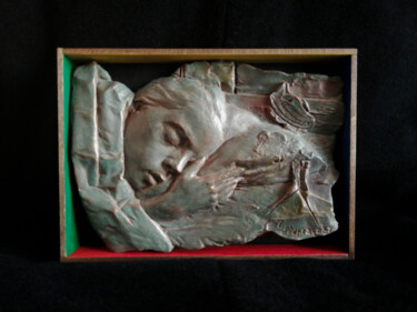 Escultura titulada "Lullaby" por Tamas Podhraczky, Obra de arte original, Yeso Montado en Panel de madera