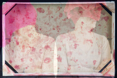 Photography titled "Raspberry eaters" by Tania Serket, Original Artwork, Digital Photography