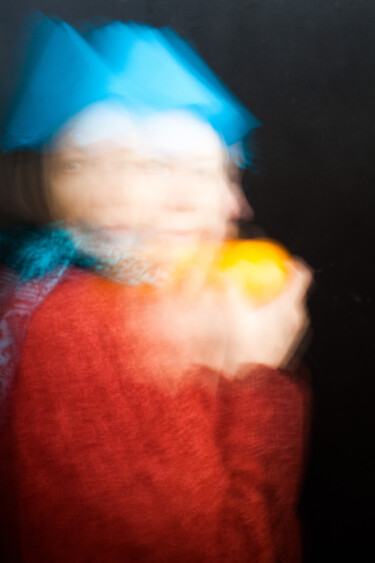 Fotografia intitulada "Portrait with lemon" por Tania Serket, Obras de arte originais, Fotografia digital