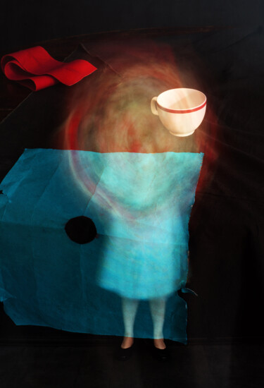 Фотография под названием "Blue dress" - Tania Serket, Подлинное произведение искусства, Цифровая фотография