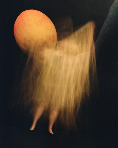 Fotografia intitolato "Golden touch" da Tania Serket, Opera d'arte originale, fotografia a pellicola