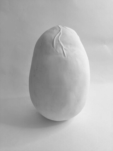 Escultura intitulada "Egg #1 of sculptura…" por Tanya Klyat, Obras de arte originais, Gesso