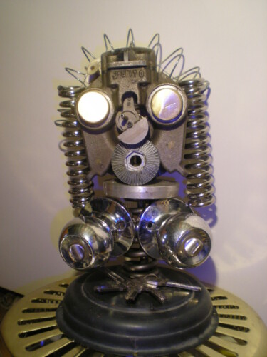 Sculpture titled "дама" by Taras, Original Artwork, Metals