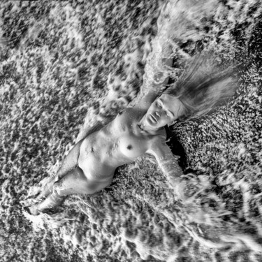 Rainbow of shiver... and the wings, too (Living water 2) Photographie intitulée "Rainbow of shiver..…" par Alexander Tarasenkov, Œuvre d'art originale, Photographie non manipulée