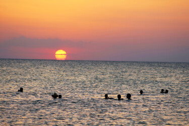 Fotografia intitulada "Sea sunset" por Tarek Mesbahi, Obras de arte originais, Fotografia digital