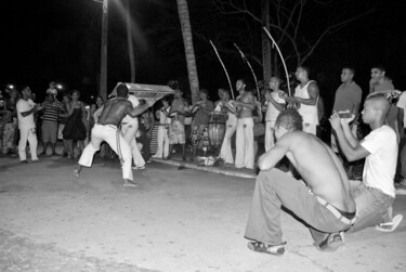 Photographie intitulée "Capoeira" par Tati Roliveira, Œuvre d'art originale, Photographie non manipulée