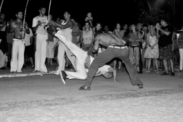 Fotografia zatytułowany „Capoeria 4” autorstwa Tati Roliveira, Oryginalna praca, Fotografia nie manipulowana