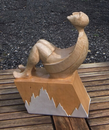 Sculpture intitulée "chant de loup" par Tatiana Alexandrova, Œuvre d'art originale, Bois