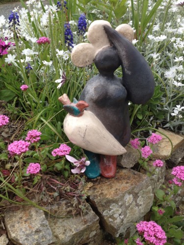 Sculpture intitulée "Birdy lady" par Lilya Terre En Ailes, Œuvre d'art originale, Céramique