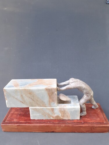 Escultura titulada "Cœur libéré" por Jean-Pierre Thaurenne, Obra de arte original, Piedra