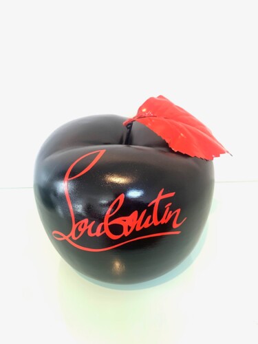 Sculpture intitulée "Loubout' pomme" par The Kri$$$, Œuvre d'art originale, Bombe aérosol