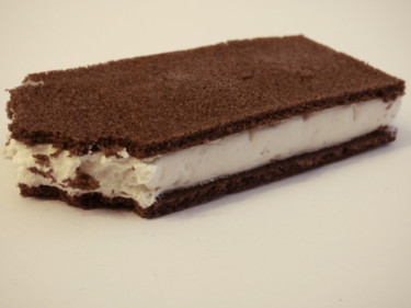 Photography titled "Milchschnitte" by Thea Martin, Original Artwork
