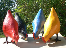 Sculpture intitulée "poules-couleur." par Thérèse Brandeau, Œuvre d'art originale, Papier