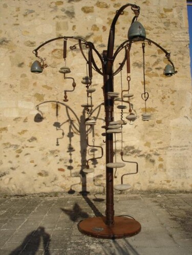 Sculpture titled "Mon Lampadaire" by Thierry Gall, Original Artwork