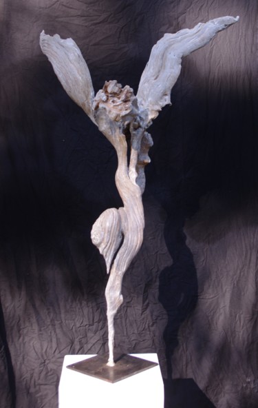 Sculpture titled "L'ange" by Thierry Girou, Original Artwork, Wood