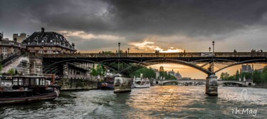 Photography titled "Le pont des arts..." by Thierry Magliulo (Th.Mag), Original Artwork