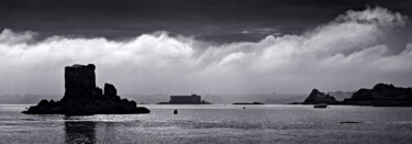 Photography titled "Carantec, Château d…" by Thierry Martin, Original Artwork, Digital Photography