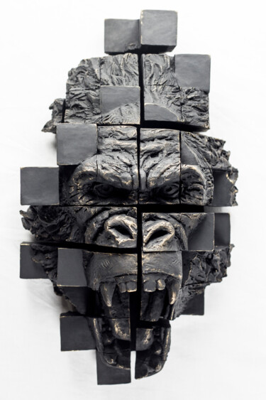 Escultura intitulada "Gorille hurlant" por Thomas Boury, Obras de arte originais, Cerâmica Montado em Painel de madeira
