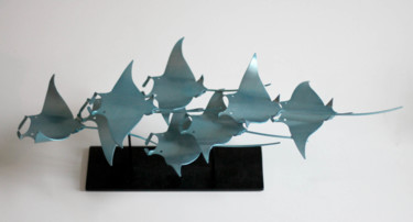 Sculpture intitulée "8 raies mantas" par Thomas Turner, Œuvre d'art originale, Métaux