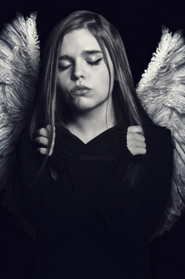 Photography titled "Fallen Angel" by Tibet Demirel, Original Artwork, Manipulated Photography