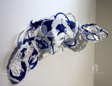 Sculpture intitulée "Blue-Resin" par Tina Lane, Œuvre d'art originale
