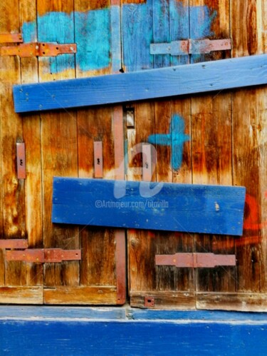 摄影 标题为“La porte Tapies.” 由Tito Villa, 原创艺术品, 数码摄影