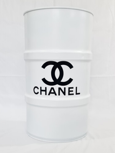 Sculpture titled "BARIL Métal Chanel…" by T'M, Original Artwork, Spray paint