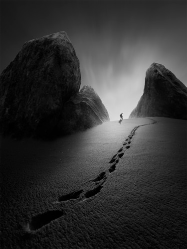 Fotografie mit dem Titel "Follow me" von Tomáš Tisoň, Original-Kunstwerk, Manipulierte Fotografie