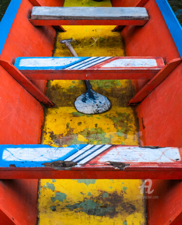 Photographie intitulée "CANOA COLORIDA" par Toninho Castro, Œuvre d'art originale, Photographie numérique