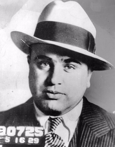 Photographie intitulée "Al Capone Mug Shot" par Tony Rubino, Œuvre d'art originale, Photographie non manipulée