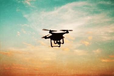 Ζωγραφική με τίτλο "Drone Pilot Gift Gi…" από Tony Rubino, Αυθεντικά έργα τέχνης, Ακρυλικό Τοποθετήθηκε στο Ξύλινο φορείο σκ…