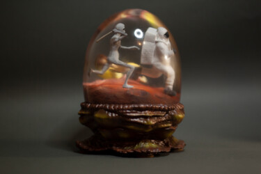 Escultura intitulada "Cosmic diorama "Sho…" por Tot_artstudio, Obras de arte originais, Resina