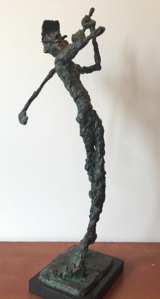 Scultura intitolato "Golfer" da Erno Toth, Opera d'arte originale, Bronzo