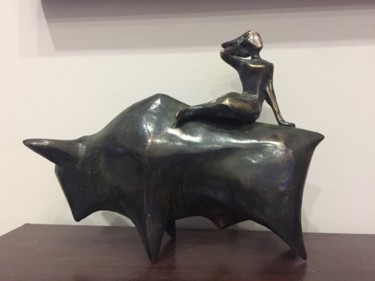 Escultura intitulada "Abduction of Europa" por Kristof Toth, Obras de arte originais, Bronze