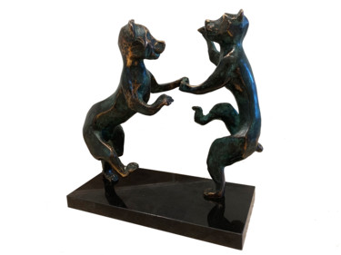 Sculpture intitulée "Bear dance" par Kristof Toth, Œuvre d'art originale, Bronze