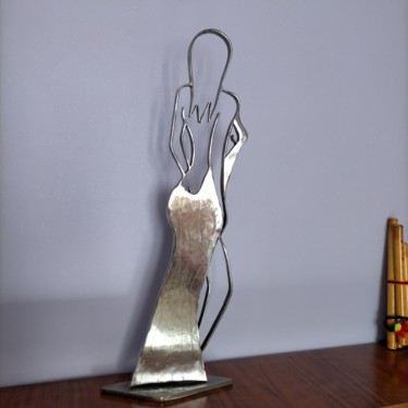 Sculpture titled "Tenue de soirée" by Alain Tourette, Original Artwork, Metals