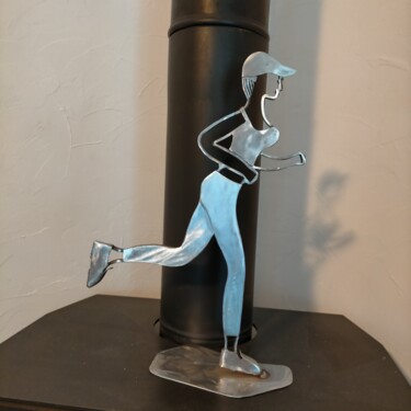 Sculpture intitulée "Joggeuse 2" par Alain Tourette, Œuvre d'art originale, Métaux