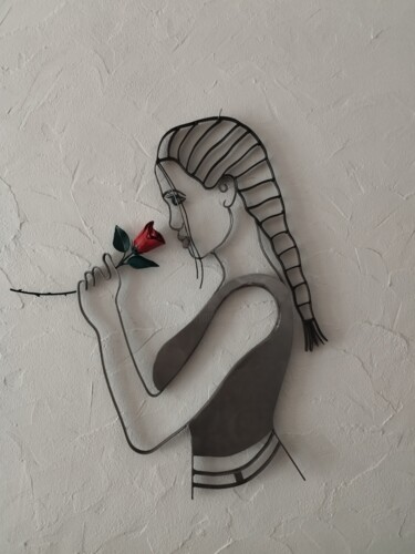 Sculpture intitulée "1 rose pour Angelina" par Alain Tourette, Œuvre d'art originale, Métaux