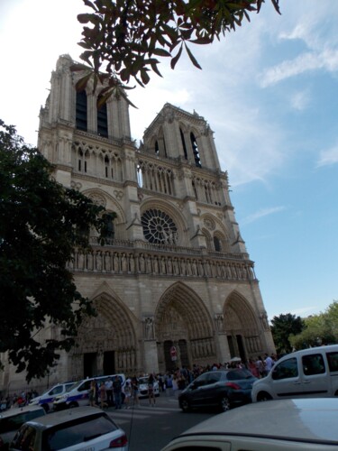 Fotografia intitulada "Notre Dame" por Troy Wilson-Ripsom, Obras de arte originais, Fotografia digital