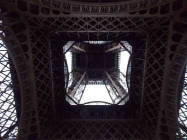Fotografía titulada "La Tour Eiffel" por Troy Wilson-Ripsom, Obra de arte original, Fotografía digital