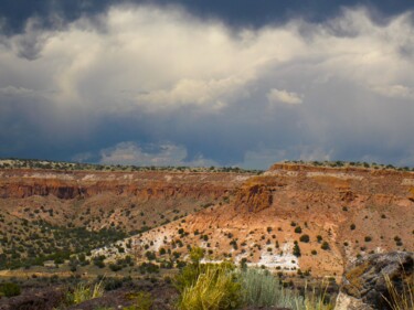摄影 标题为“Storm Clouds Overhe…” 由Troy Wilson-Ripsom, 原创艺术品, 数码摄影