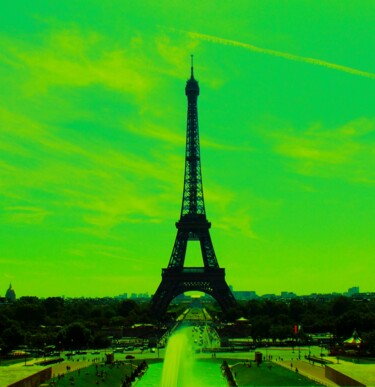"Eiffel Tower Enhanc…" başlıklı Fotoğraf Troy Wilson-Ripsom tarafından, Orijinal sanat, Fotoşoplu fotoğrafçılık
