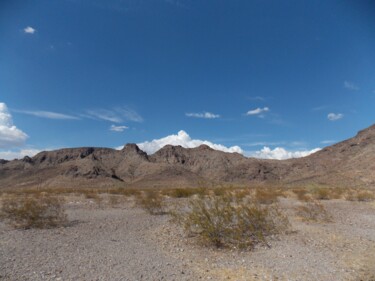 Photographie intitulée "Desert Sky" par Troy Wilson-Ripsom, Œuvre d'art originale, Photographie numérique