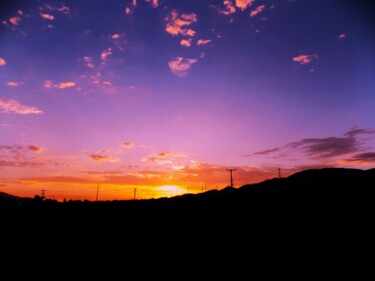 Digitale Kunst mit dem Titel "Deepened Cali Sunset" von Troy Wilson-Ripsom, Original-Kunstwerk, Manipulierte Fotografie