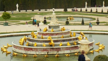 Fotografie getiteld "Royal Fountain and…" door Troy Wilson-Ripsom, Origineel Kunstwerk, Digitale fotografie
